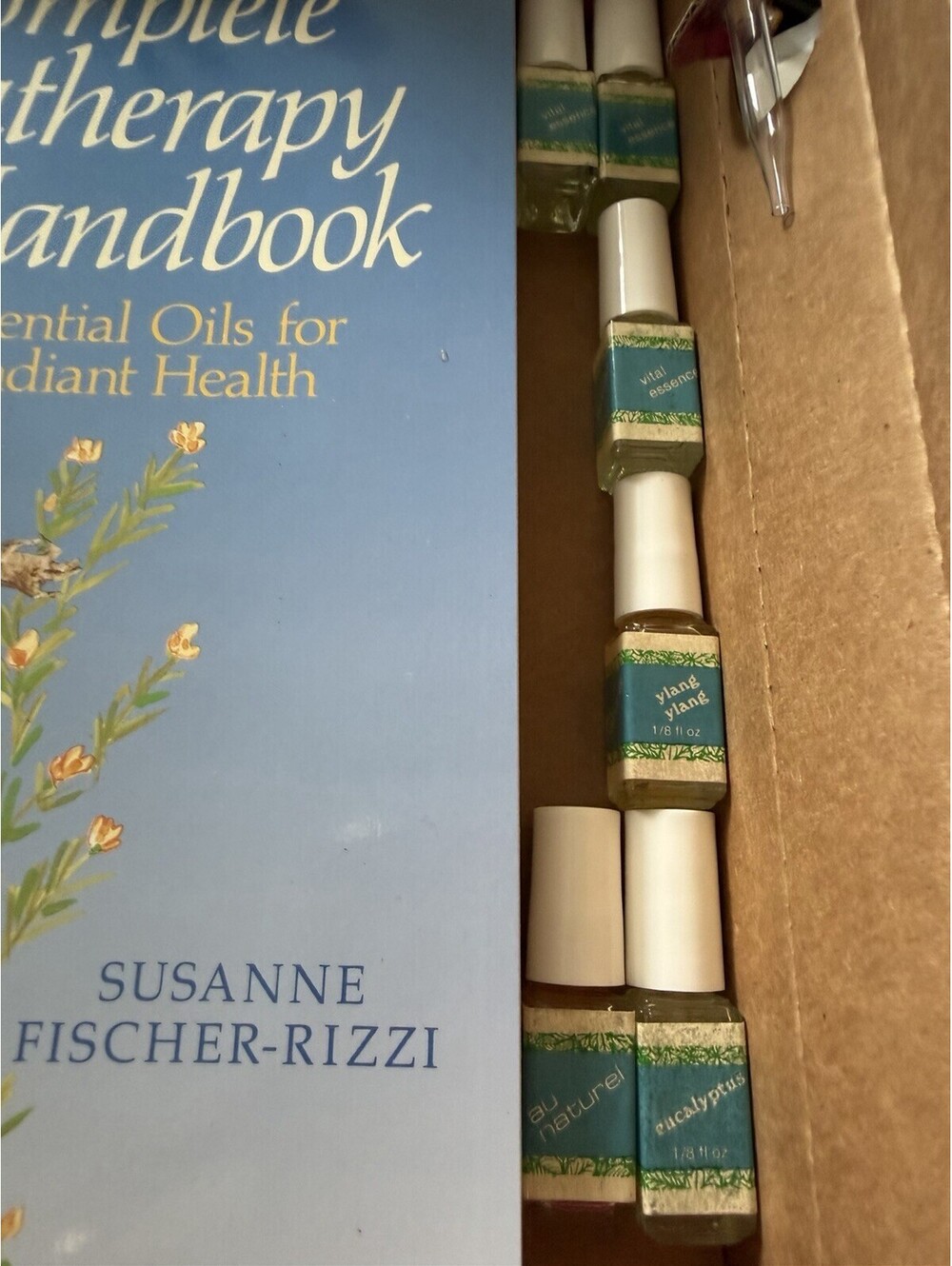 The Complete Aromatherapy Handbook: Essenti... by Fischer-Rizzi, Susan Paperback